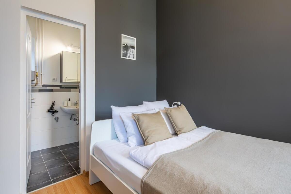 - New - Very Comfy * Budapest
